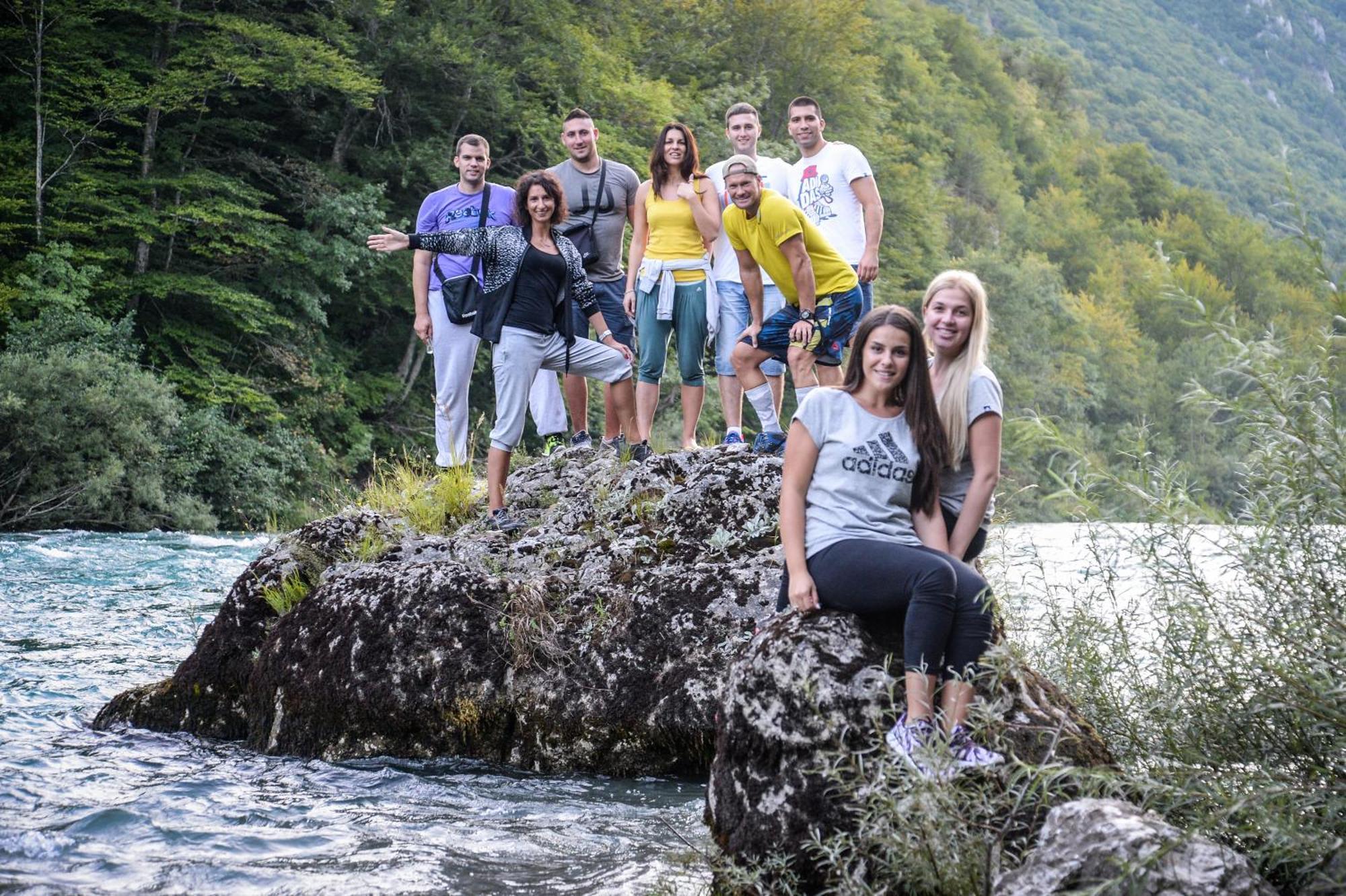 Отель Camp Divlja Rijeka Hum Экстерьер фото