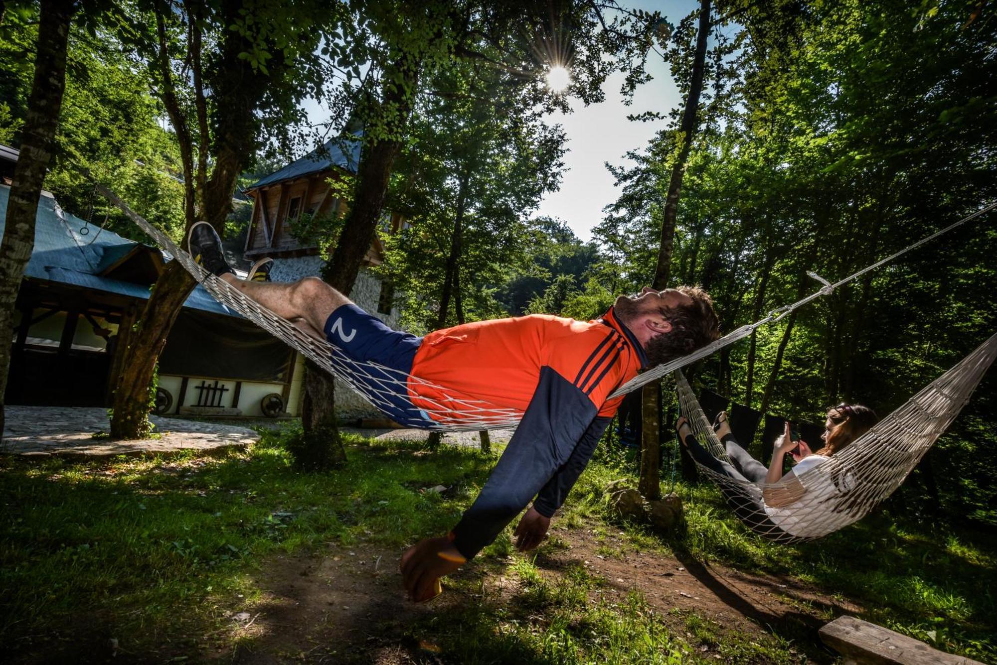 Отель Camp Divlja Rijeka Hum Экстерьер фото