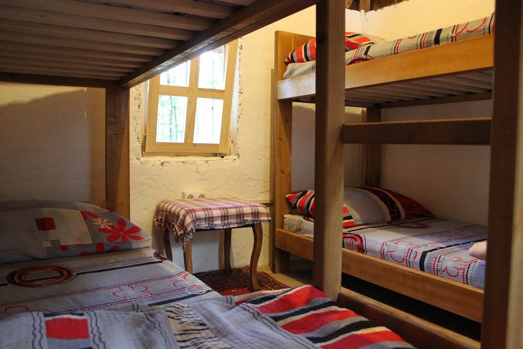 Отель Camp Divlja Rijeka Hum Номер фото