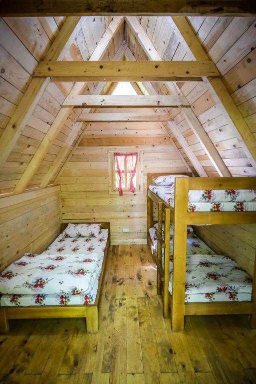 Отель Camp Divlja Rijeka Hum Экстерьер фото